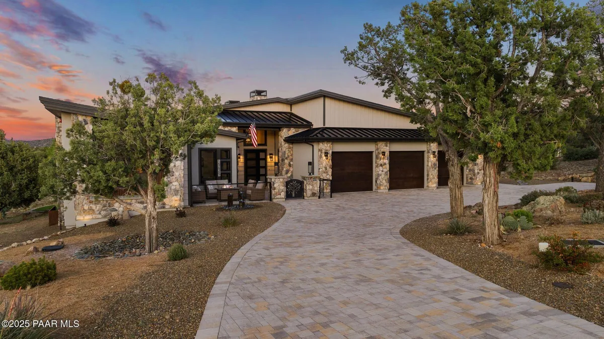 Property Slideshow image 1 of 101 | 15425 n talking rock ranch rd, Prescott, AZ, 86305