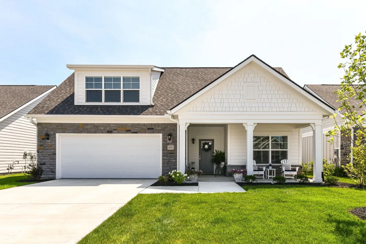 Property Slideshow image 1 of 39 | 14913 higgins dr, Westfield, IN, 46074