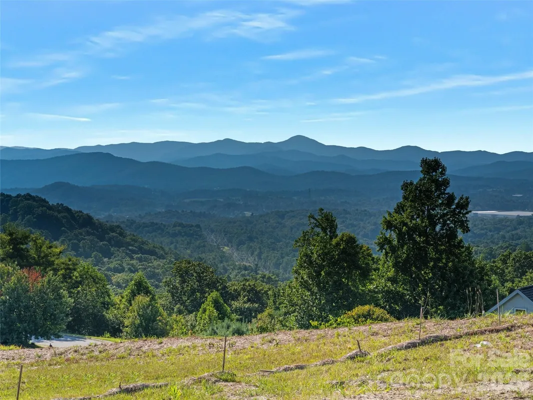 Property Slideshow image 1 of 15 | 225 coachman dr, Hendersonville, NC, 28791