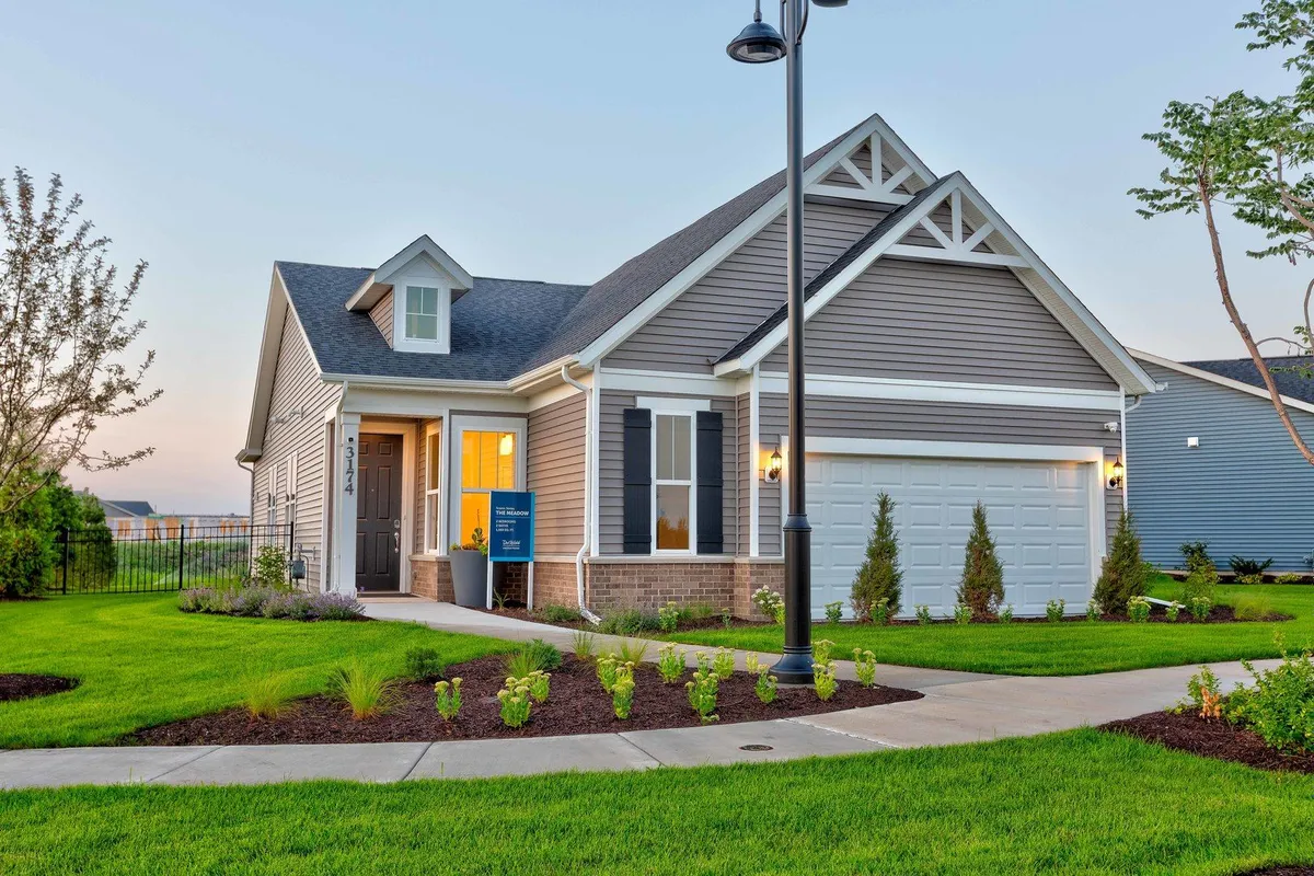 Property Slideshow image 1 of 10 | 3322 fulshear cir, Aurora, IL, 60503