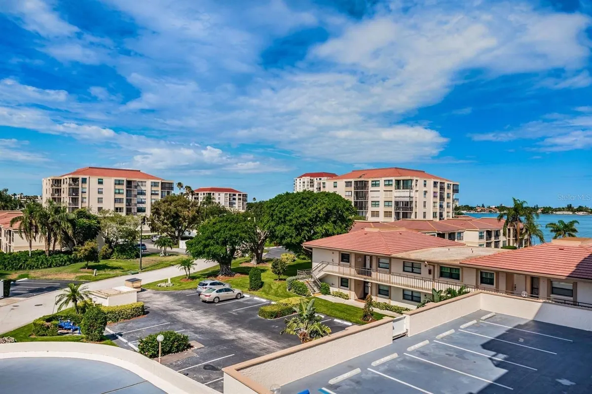 Property Slideshow image 1 of 16 | 6145 sun blvd apt 404, Saint Petersburg, FL, 33715