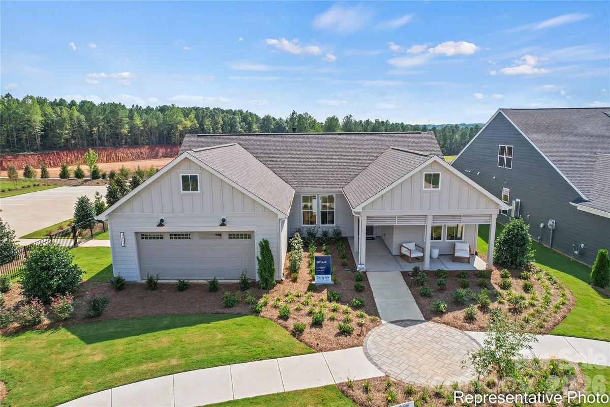 Property Slideshow image 1 of 19 | 2682 headwind ct # 236, Belmont, NC, 28012