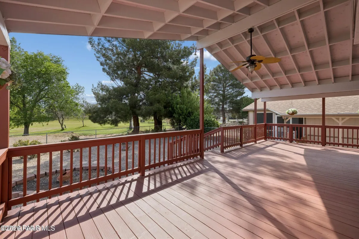 Property Slideshow image 1 of 28 | 835 n creekview dr, Dewey-Humboldt, AZ, 86327