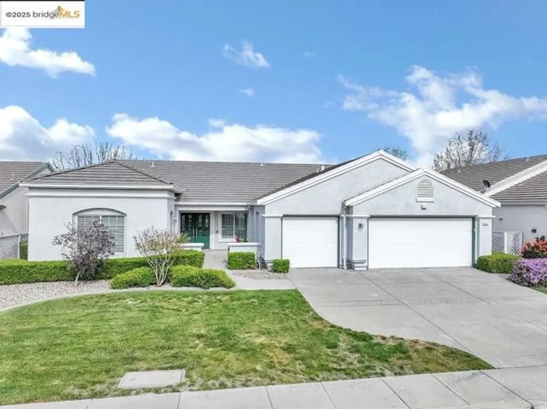 Property Slideshow image 1 of 48 | 610 central park pl, Brentwood, CA, 94513