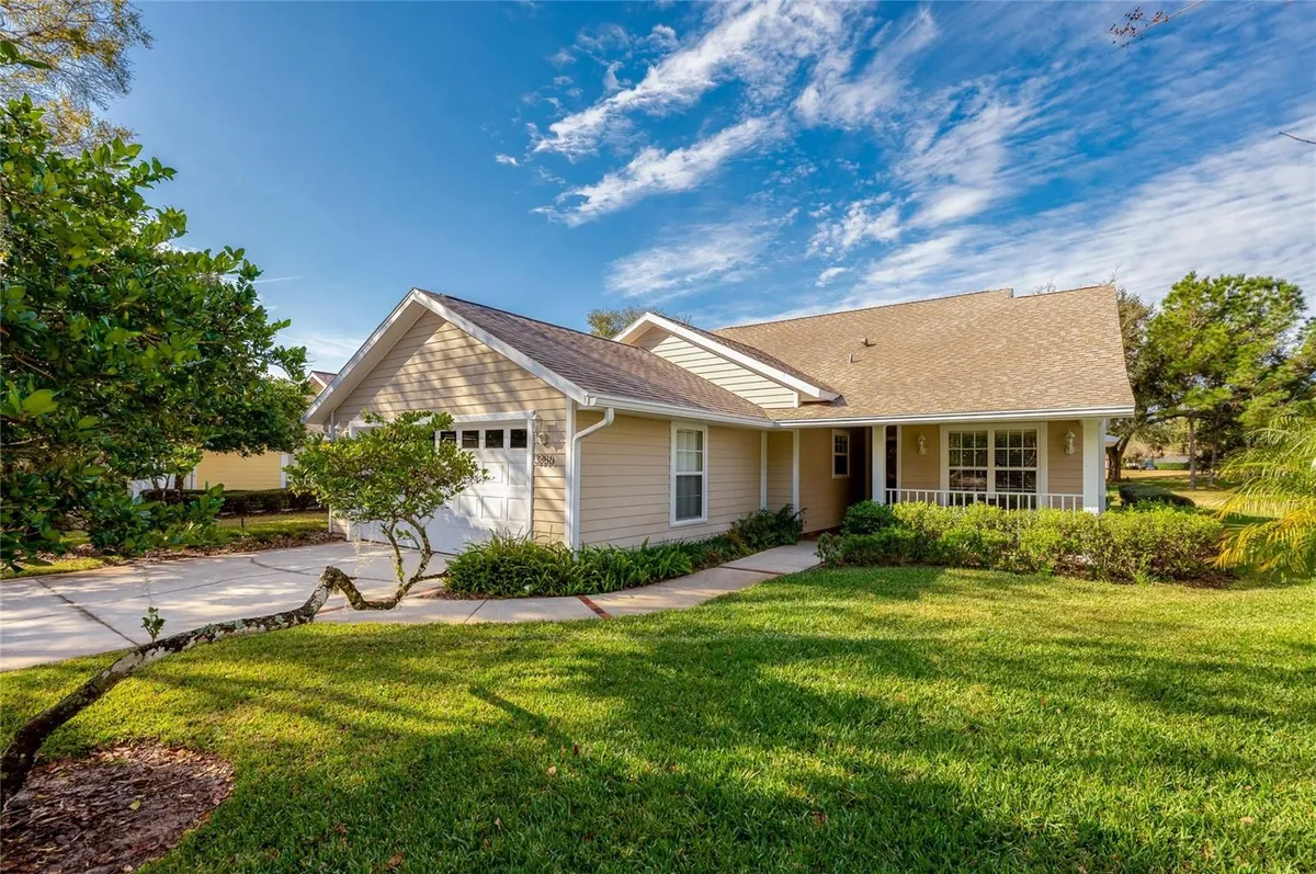 Property Slideshow image 1 of 54 | 3356 newbliss cir, Ormond Beach, FL, 32174