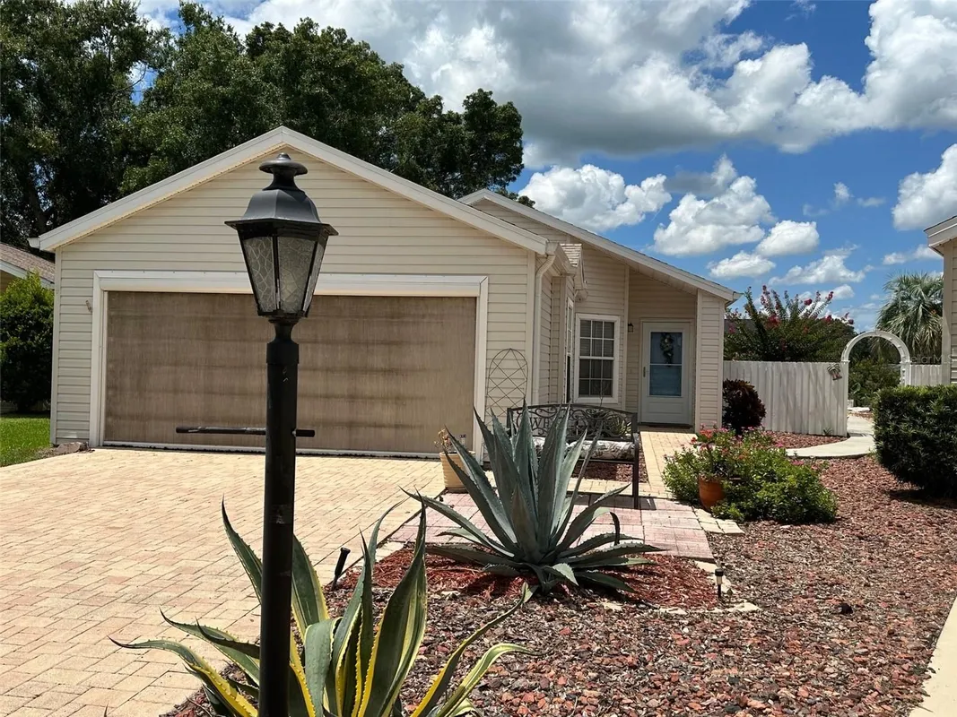 Property Slideshow image 1 of 31 | 4928 heron run cir cir, Leesburg, FL, 34748