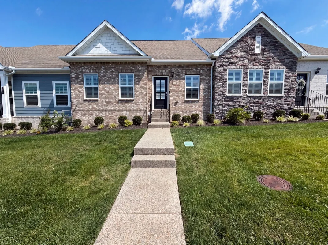 Property Slideshow image 1 of 23 | 1520 cedarbrooke ln, Lebanon, TN, 37090