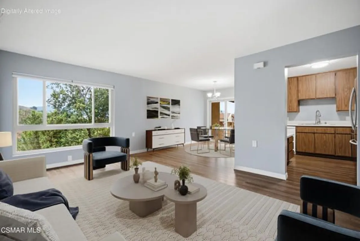 Property Slideshow image 1 of 36 | 286 oakleaf dr 37, Thousand Oaks, CA, 91360