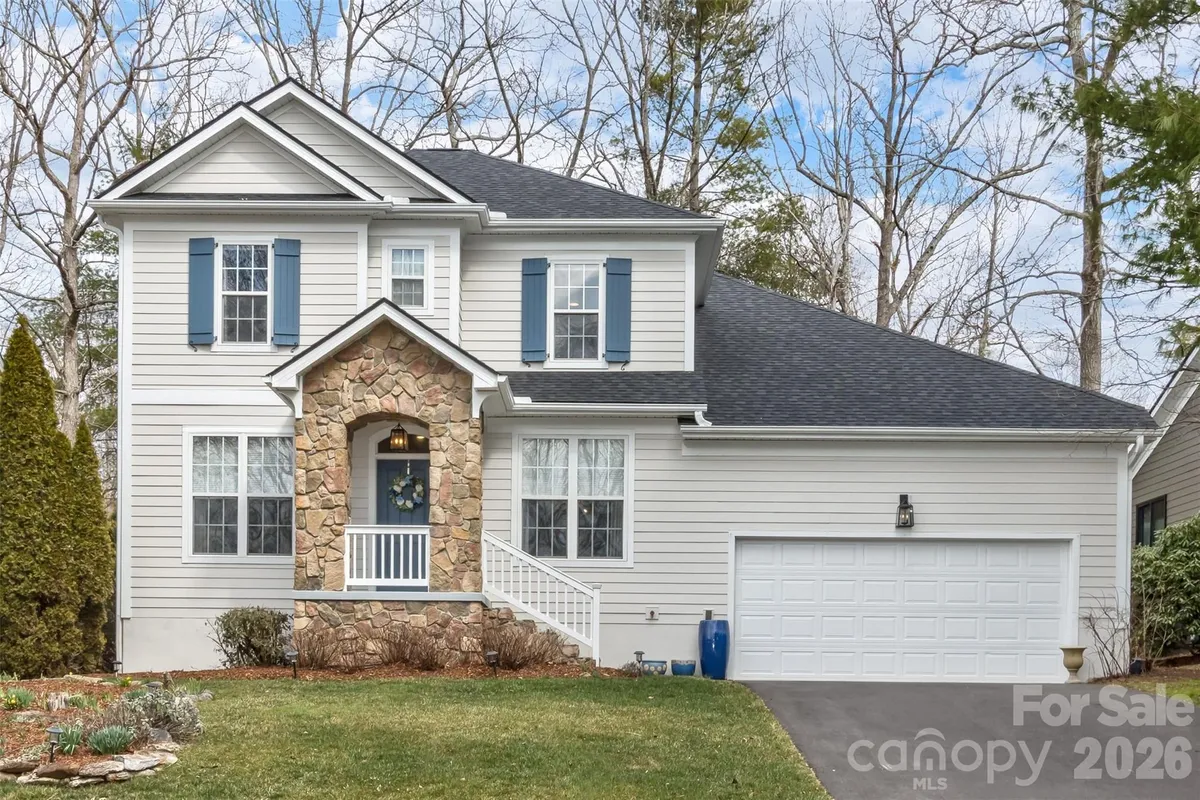 Property Slideshow image 1 of 47 | 107 mountain dr, Biltmore Lake, NC, 28715