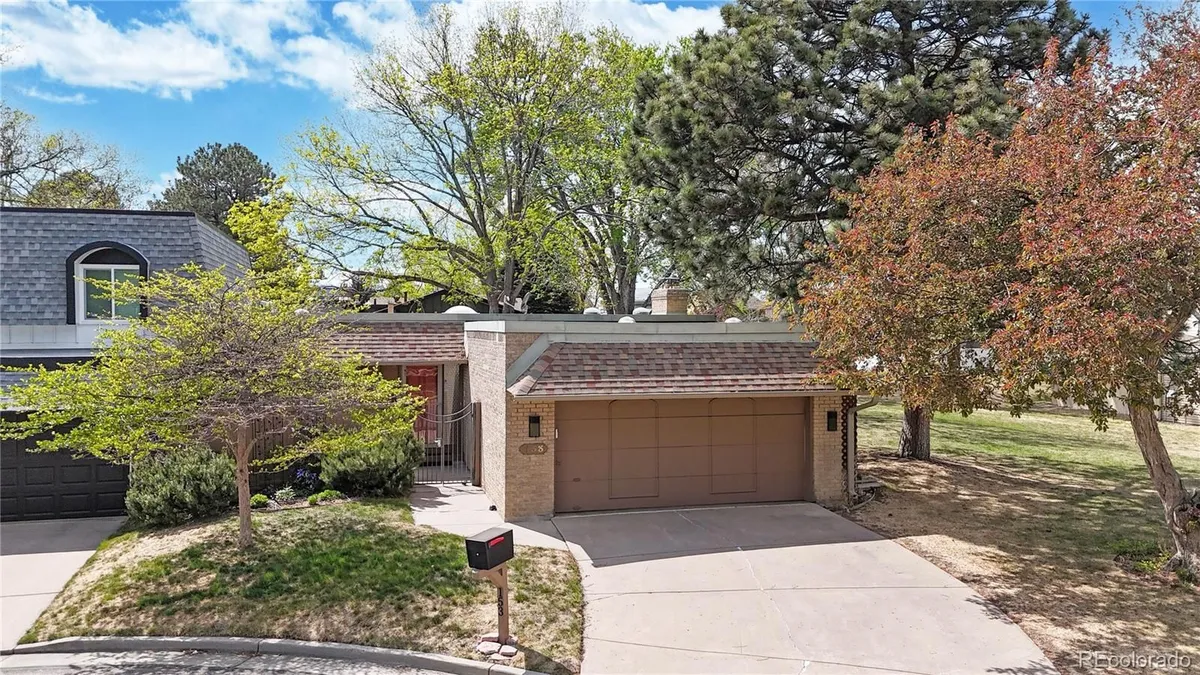 Property Slideshow image 1 of 33 | 153 s vance ct, Lakewood, CO, 80226