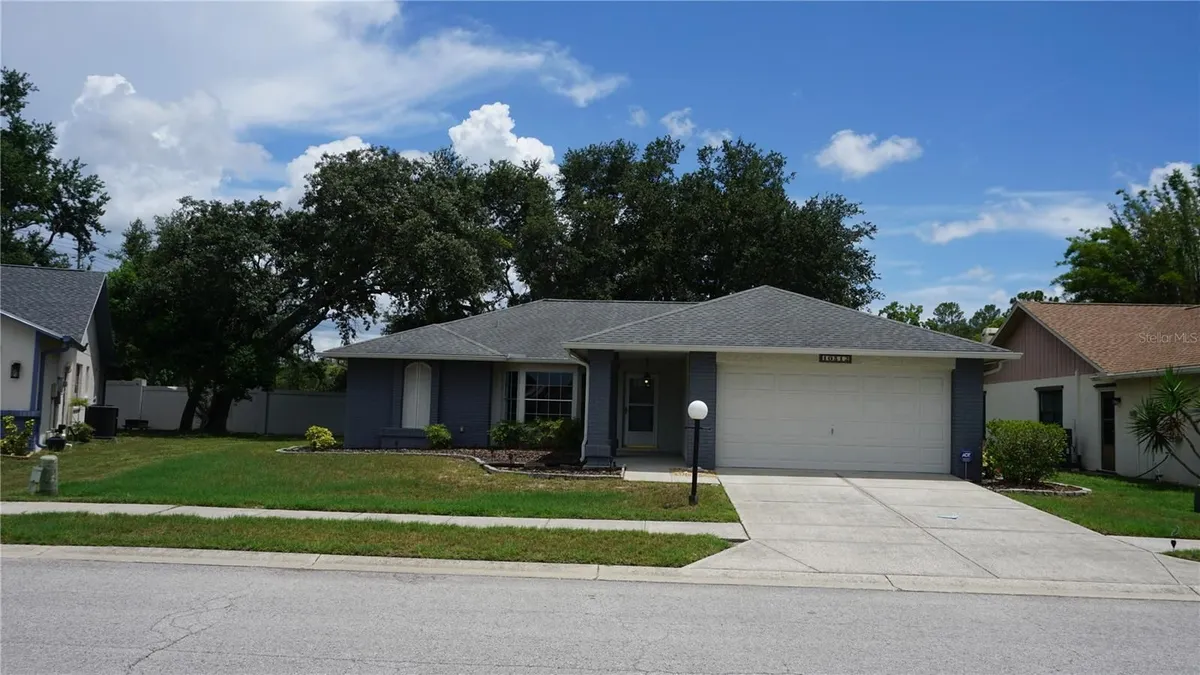 Property Slideshow image 1 of 34 | 10512 tapestry dr, Port Richey, FL, 34668