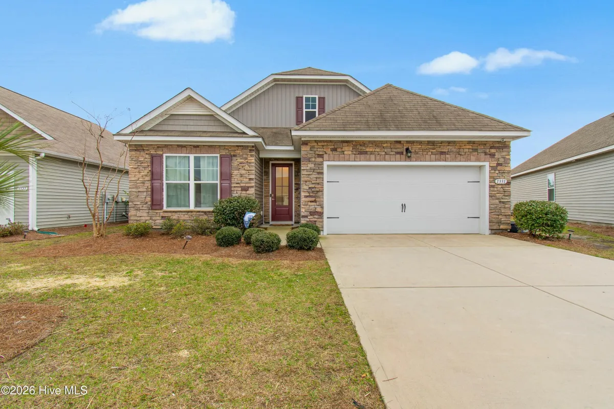 Property Slideshow image 1 of 32 | 1331 sunny slope cir, Calabash, NC, 28467