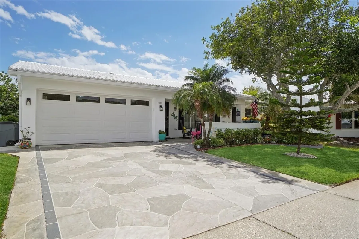 Property Slideshow image 1 of 30 | 9153 42nd way, Pinellas Park, FL, 33782