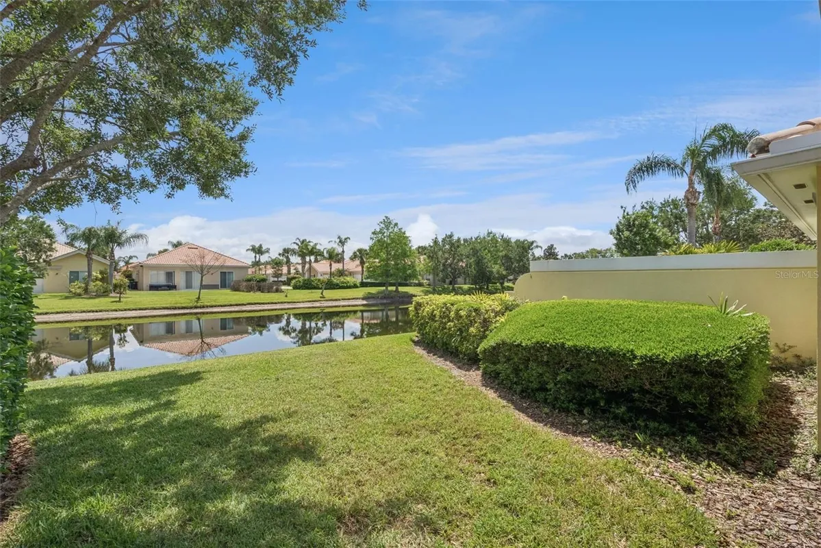 Property Slideshow image 1 of 38 | 11849 fan tail ln, Orlando, FL, 32827