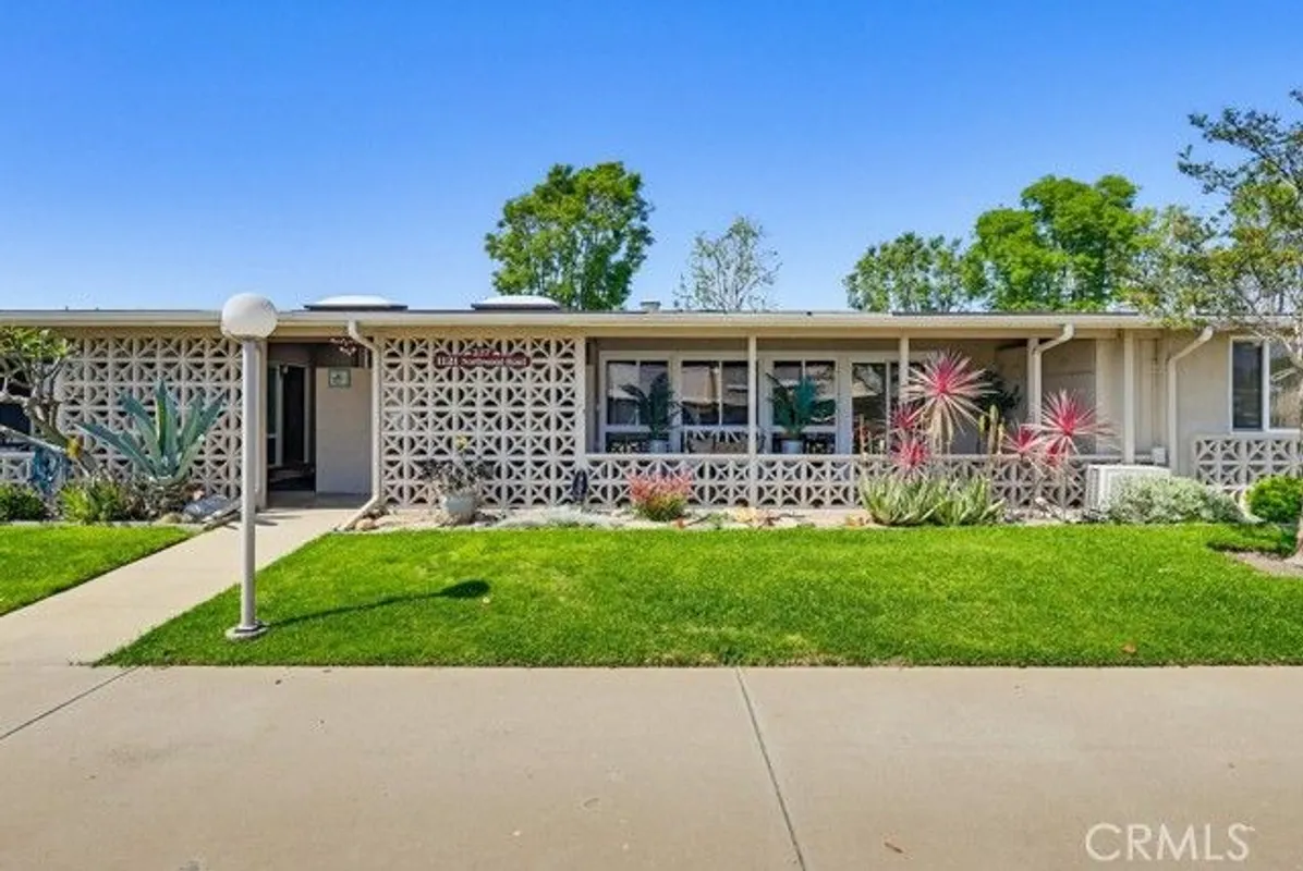 Property Slideshow image 1 of 38 | 1121 northwood rd 237d m9, Seal Beach, CA, 90740