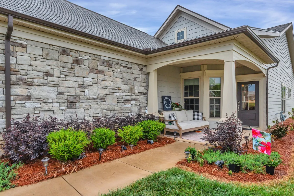 Property Slideshow image 1 of 48 | 4007 scott ct, Spring Hill, TN, 37174