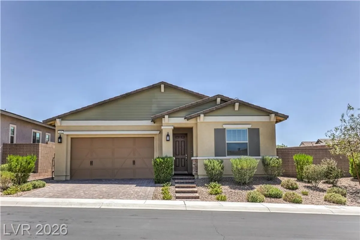 Property Slideshow image 1 of 30 | 469 sunland springs ct, Henderson, NV, 89011