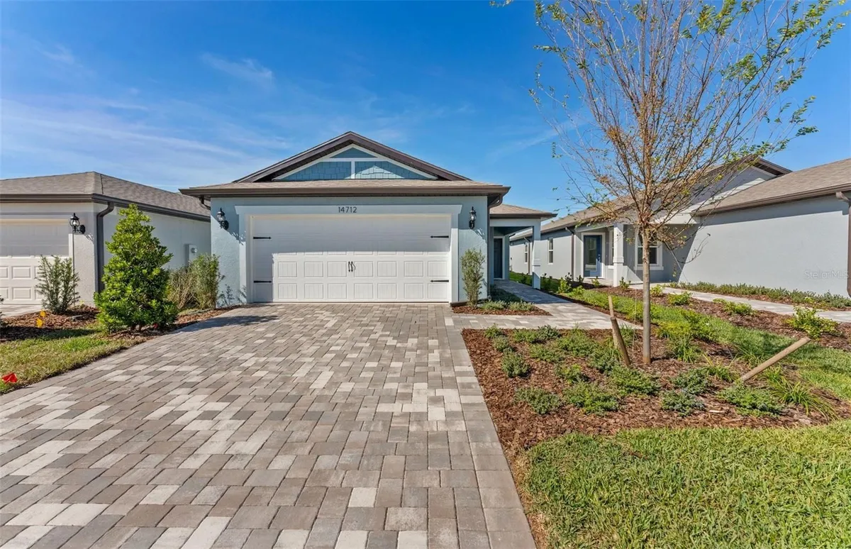 Property Slideshow image 1 of 30 | 14712 sunlit cir, Parrish, FL, 34219