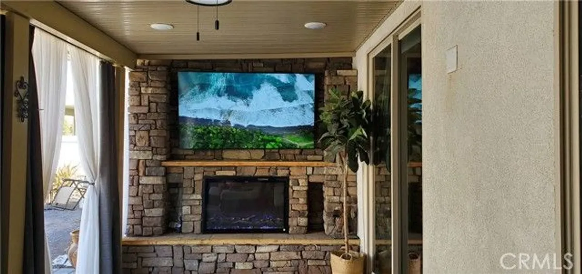 Property Slideshow image 1 of 44 | 1513 camino hidalgo, Hemet, CA, 92545