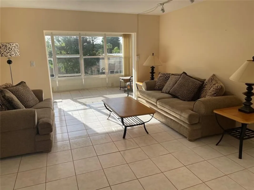 Property Slideshow image 1 of 31 | 1025 country club dr 301, Margate, FL, 33063