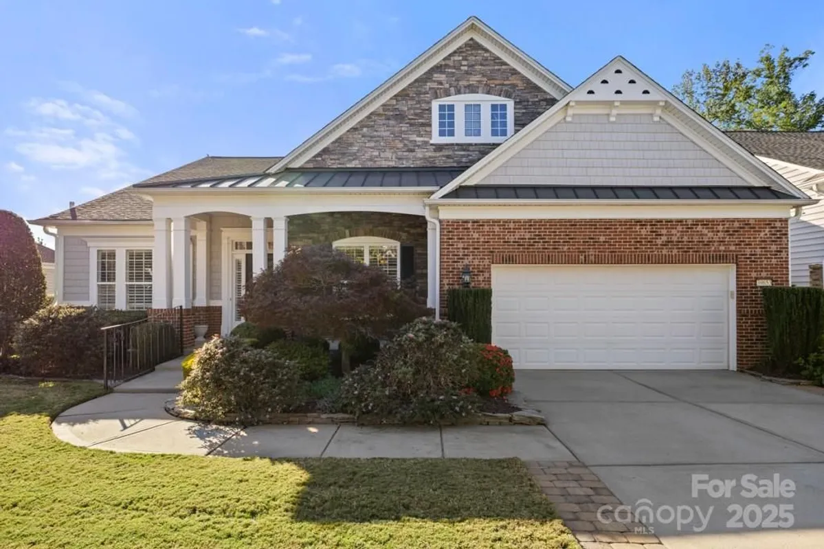 Property Slideshow image 1 of 48 | 39653 rosebay ct, Indian Land, SC, 29707