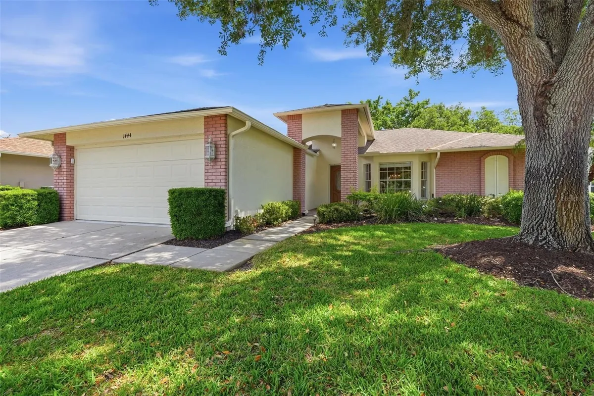Property Slideshow image 1 of 52 | 1444 canberley ct, Trinity, FL, 34655