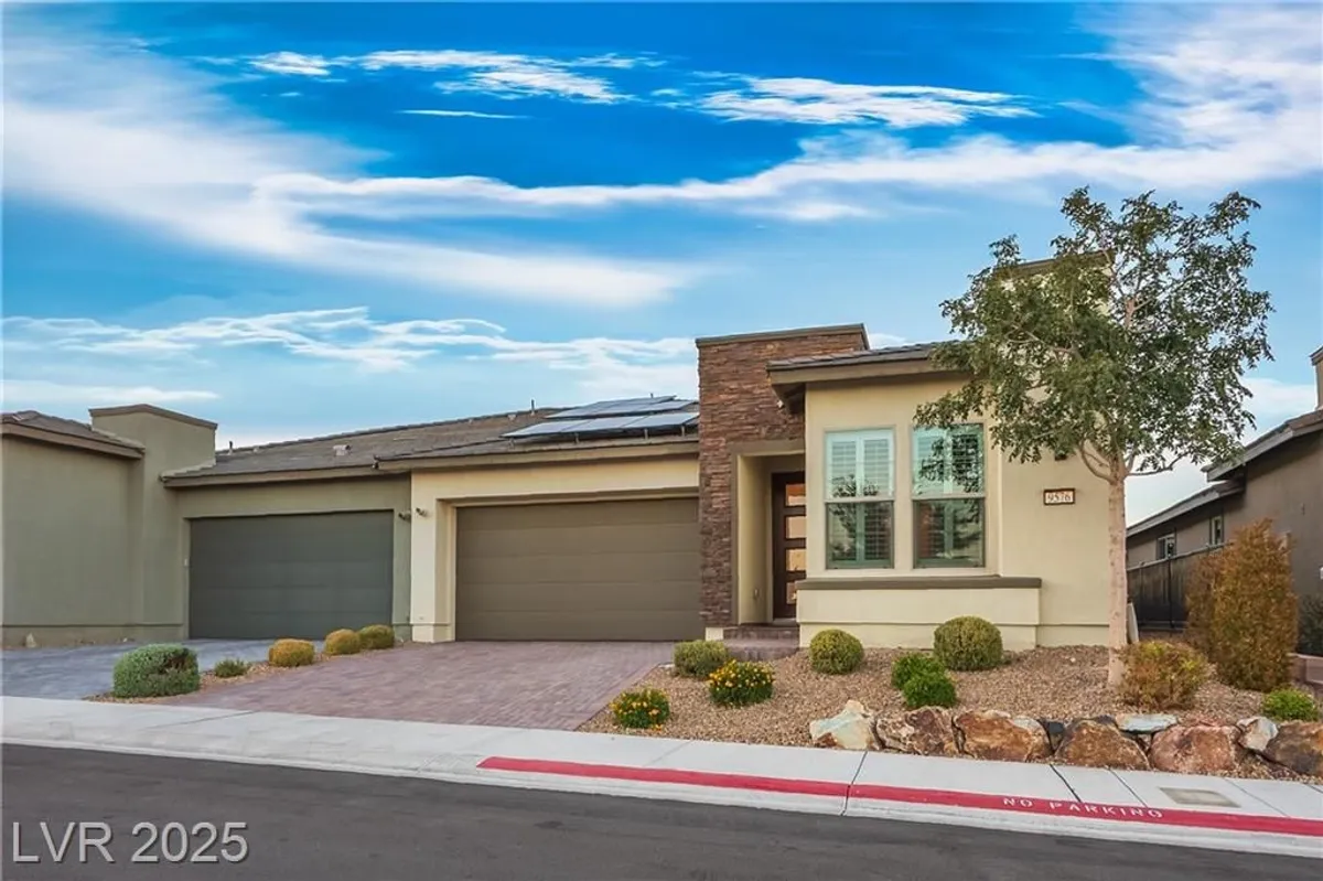 Property Slideshow image 1 of 49 | 9576 bloodstone ln, Las Vegas, NV, 89143