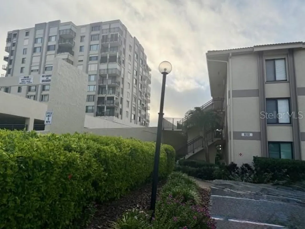 Property Slideshow image 1 of 12 | 6372 palma del mar blvd s apt 118, St Petersburg, FL, 33715