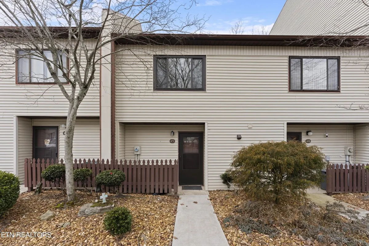 Property Slideshow image 1 of 25 | 45 wilshire heights dr, Crossville, TN, 38558