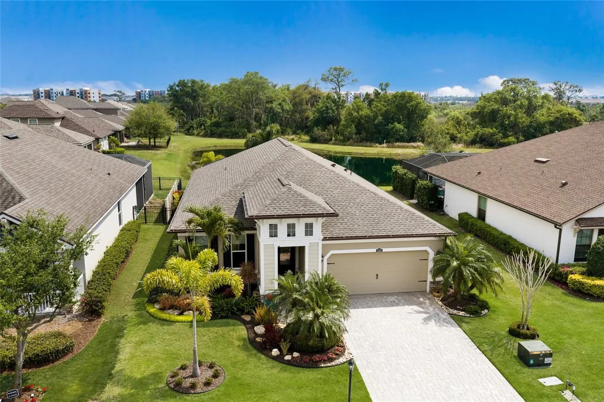 Property Slideshow image 1 of 65 | 11826 brookside dr, Bradenton, FL, 34211