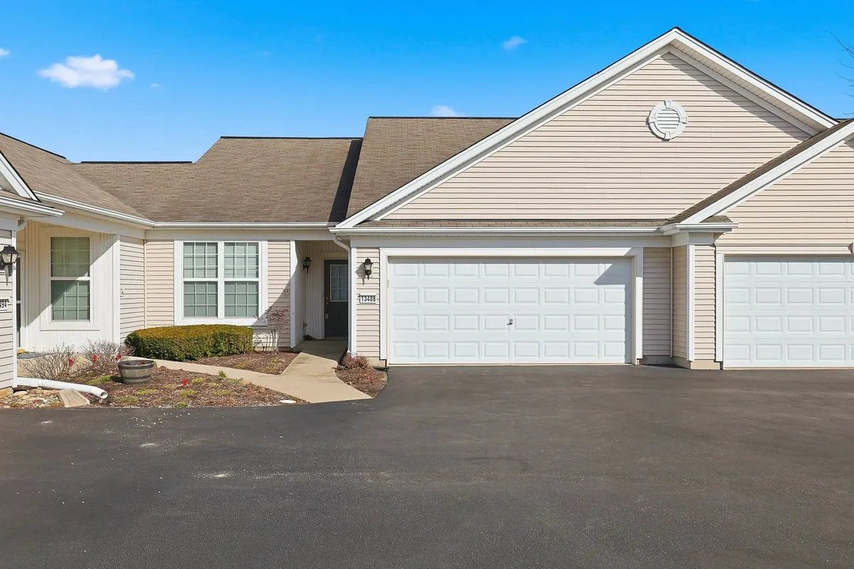 Property Slideshow image 1 of 24 | 13488 delaney rd, Huntley, IL, 60142