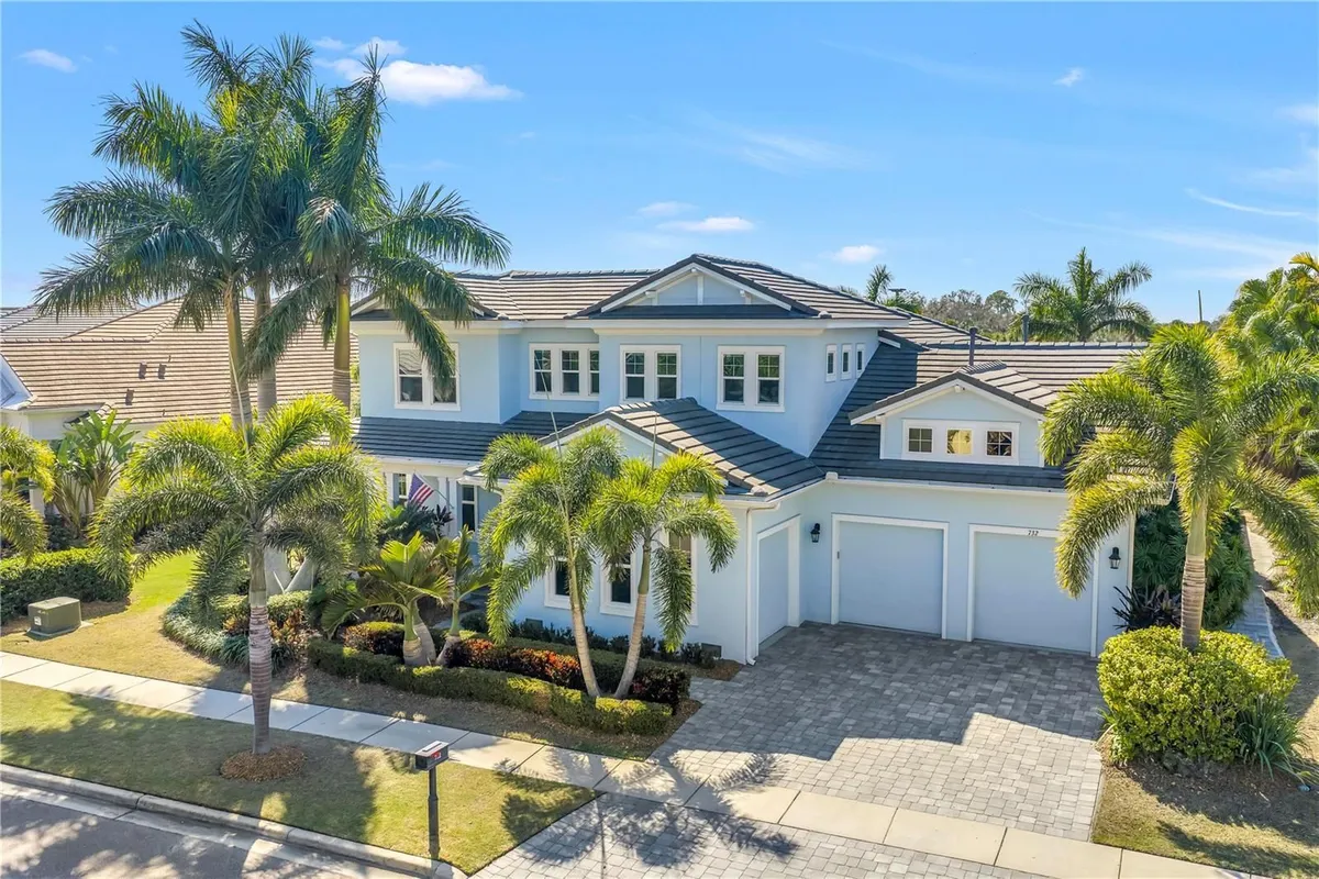 Property Slideshow image 1 of 86 | 732 manns harbor dr, Apollo Beach, FL, 33572