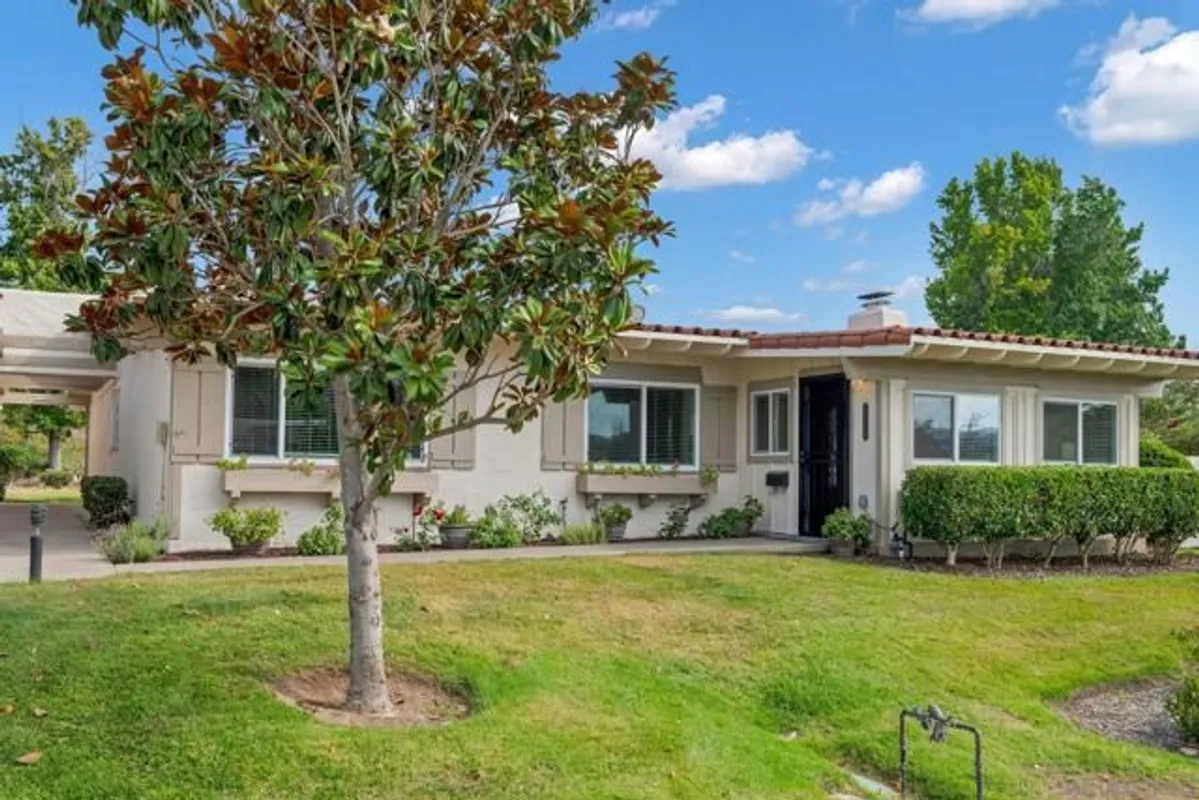 Property Slideshow image 1 of 28 | 12435 rios rd, San Diego, CA, 92128