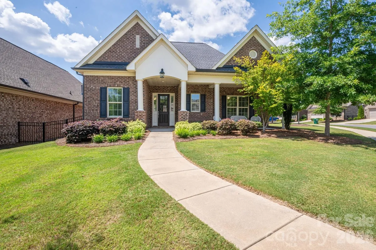 Property Slideshow image 1 of 46 | 5247 courtyard ln, Belmont, NC, 28012