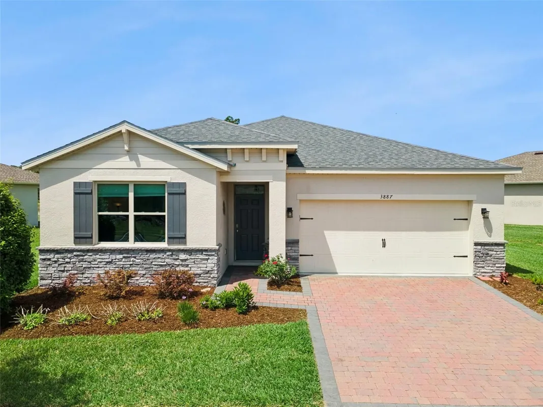 Property Slideshow image 1 of 46 | 3887 winged elm ct, Clermont, FL, 34714