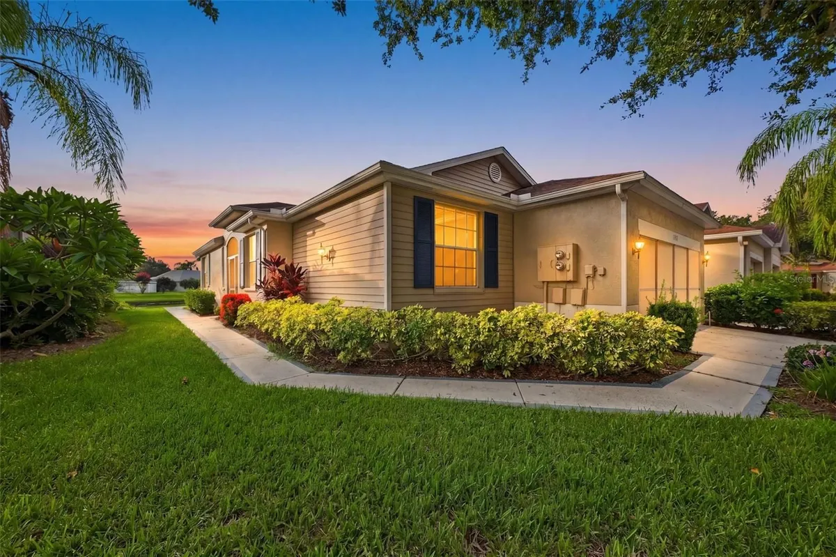 Property Slideshow image 1 of 91 | 2339 nantucket dr 34, Sun City Center, FL, 33573