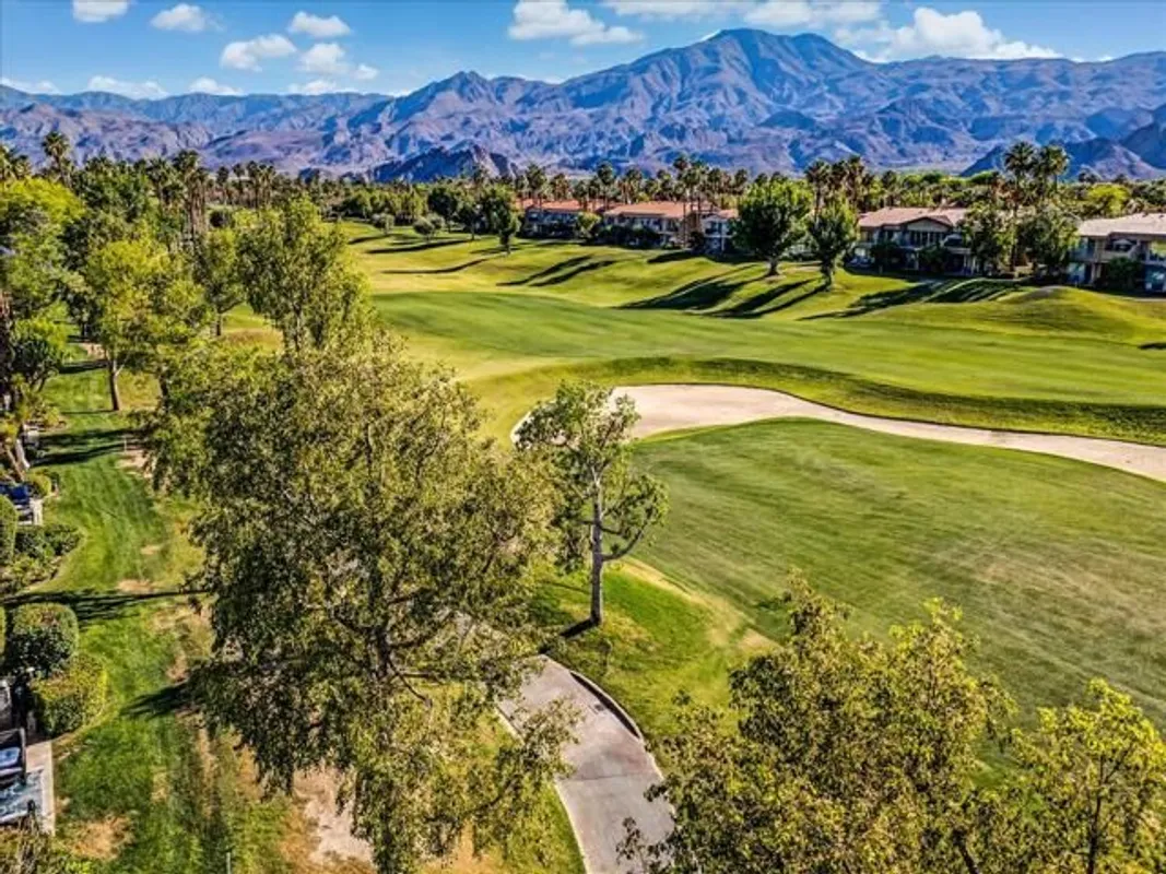 Property Slideshow image 1 of 30 | 55341 winged foot, La Quinta, CA, 92253