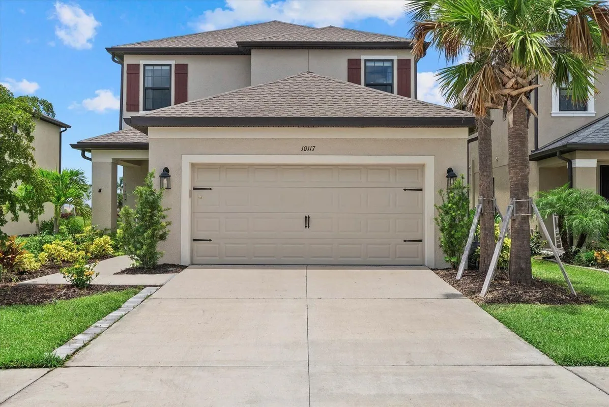 Property Slideshow image 1 of 71 | 10117 milky way cir, Sarasota, FL, 34241