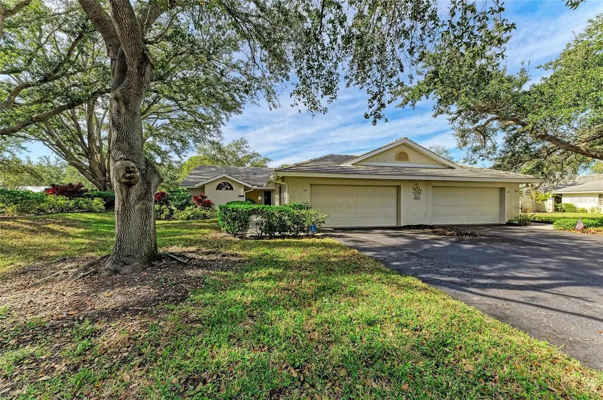 Property Slideshow image 1 of 62 | 101 southampton pl 248, Venice, FL, 34293