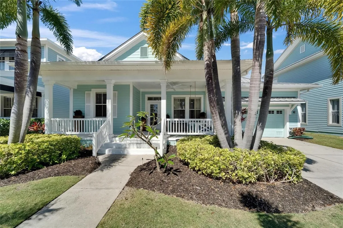 Property Slideshow image 1 of 92 | 426 islebay dr, Apollo Beach, FL, 33572