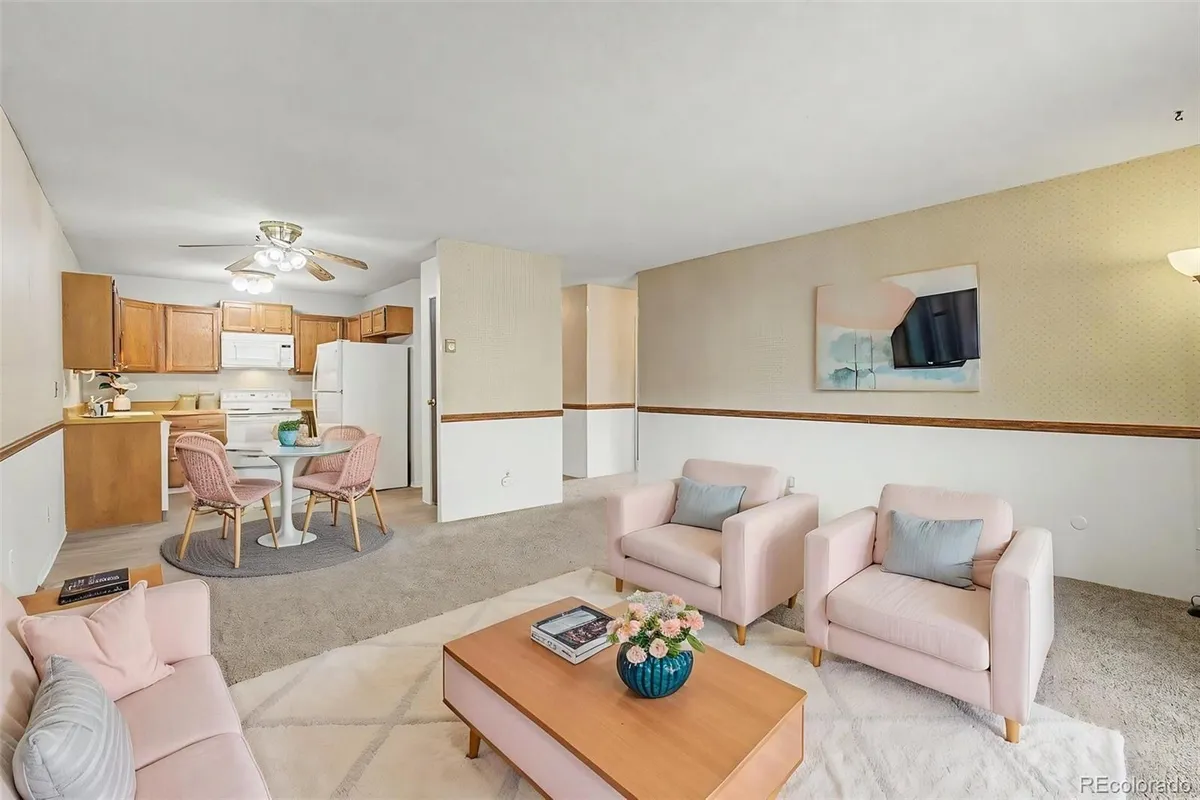 Property Slideshow image 1 of 45 | 3124 s wheeling way 311, Aurora, CO, 80014