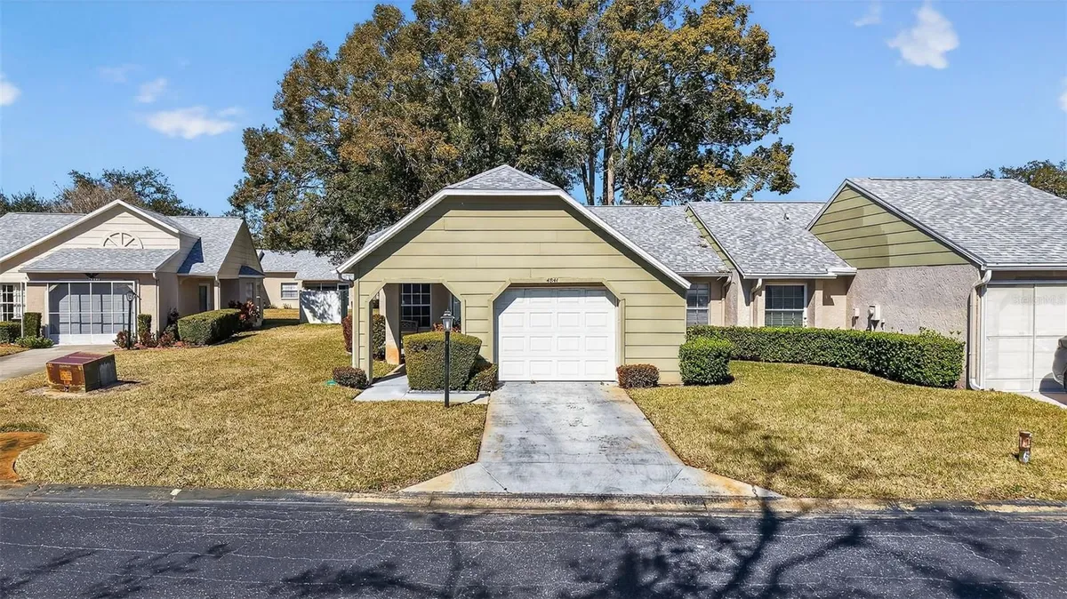 Property Slideshow image 1 of 45 | 4841 boonesboro ct, New Port Richey, FL, 34655