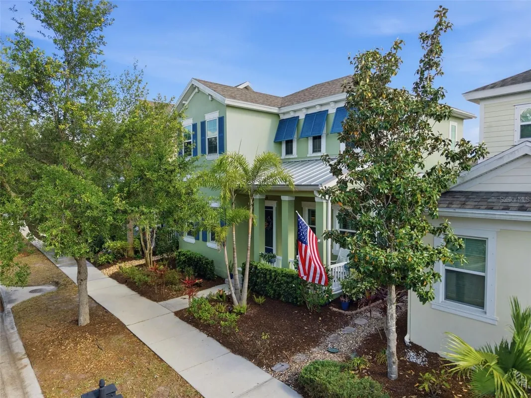 Property Slideshow image 1 of 33 | 624 winterside dr, Apollo Beach, FL, 33572