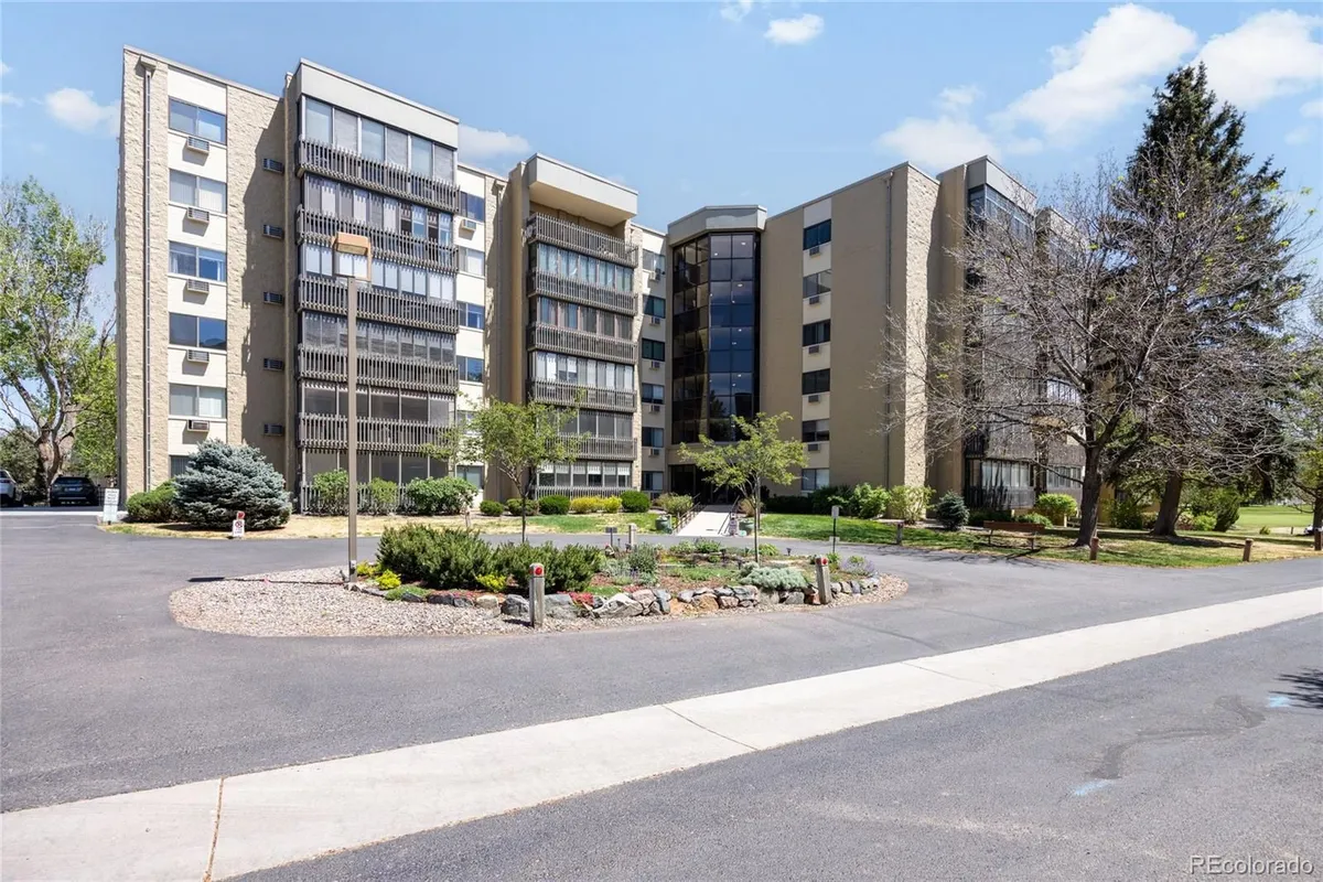 Property Slideshow image 1 of 34 | 14050 e linvale pl 102, Aurora, CO, 80014