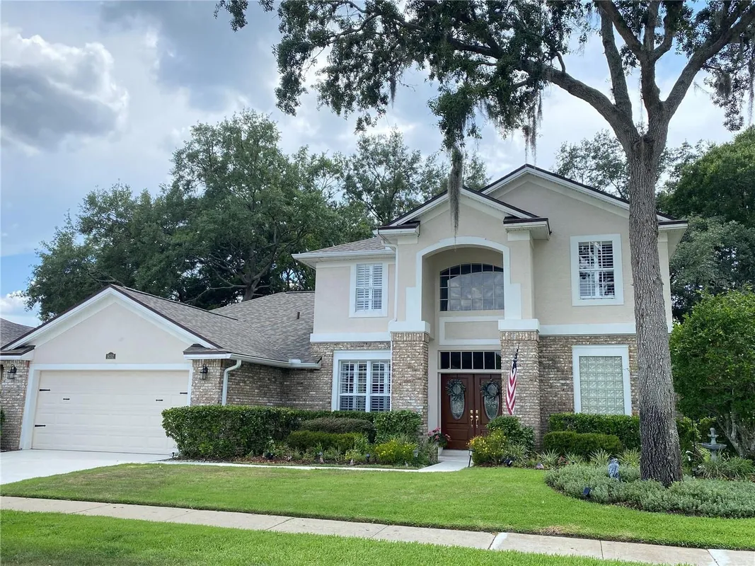 Property Slideshow image 1 of 6 | 8052 laurel ridge dr, Mount Dora, FL, 32757