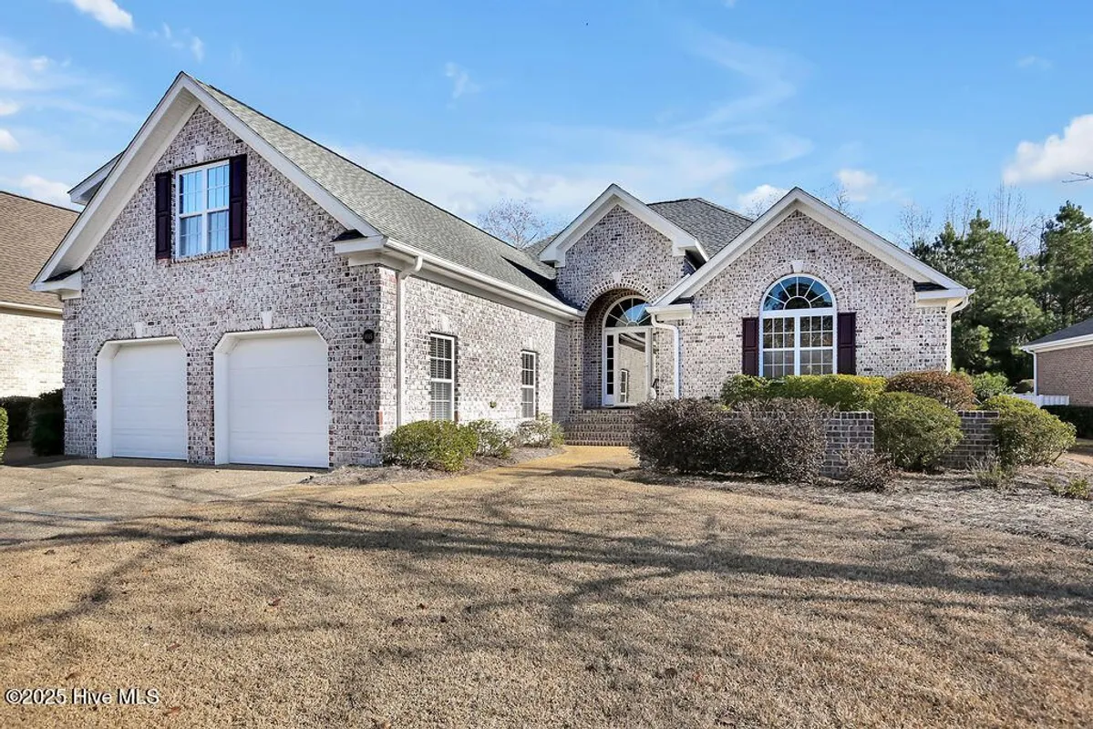 Property Slideshow image 1 of 68 | 1015 leesburg dr, Leland, NC, 28451
