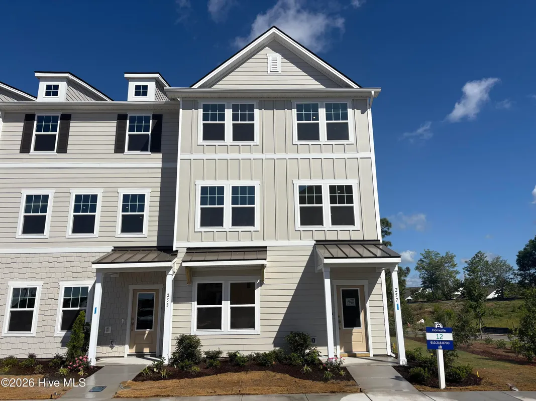 Property Slideshow image 1 of 14 | 257 pelican flight loop, Wilmington, NC, 28412