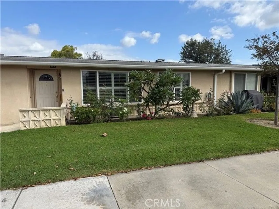 Property Slideshow image 1 of 25 | 1441 homewood rd, Seal Beach, CA, 90740