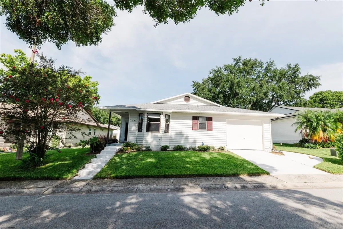 Property Slideshow image 1 of 41 | 3130 prairie dunes cir, Lakeland, FL, 33810