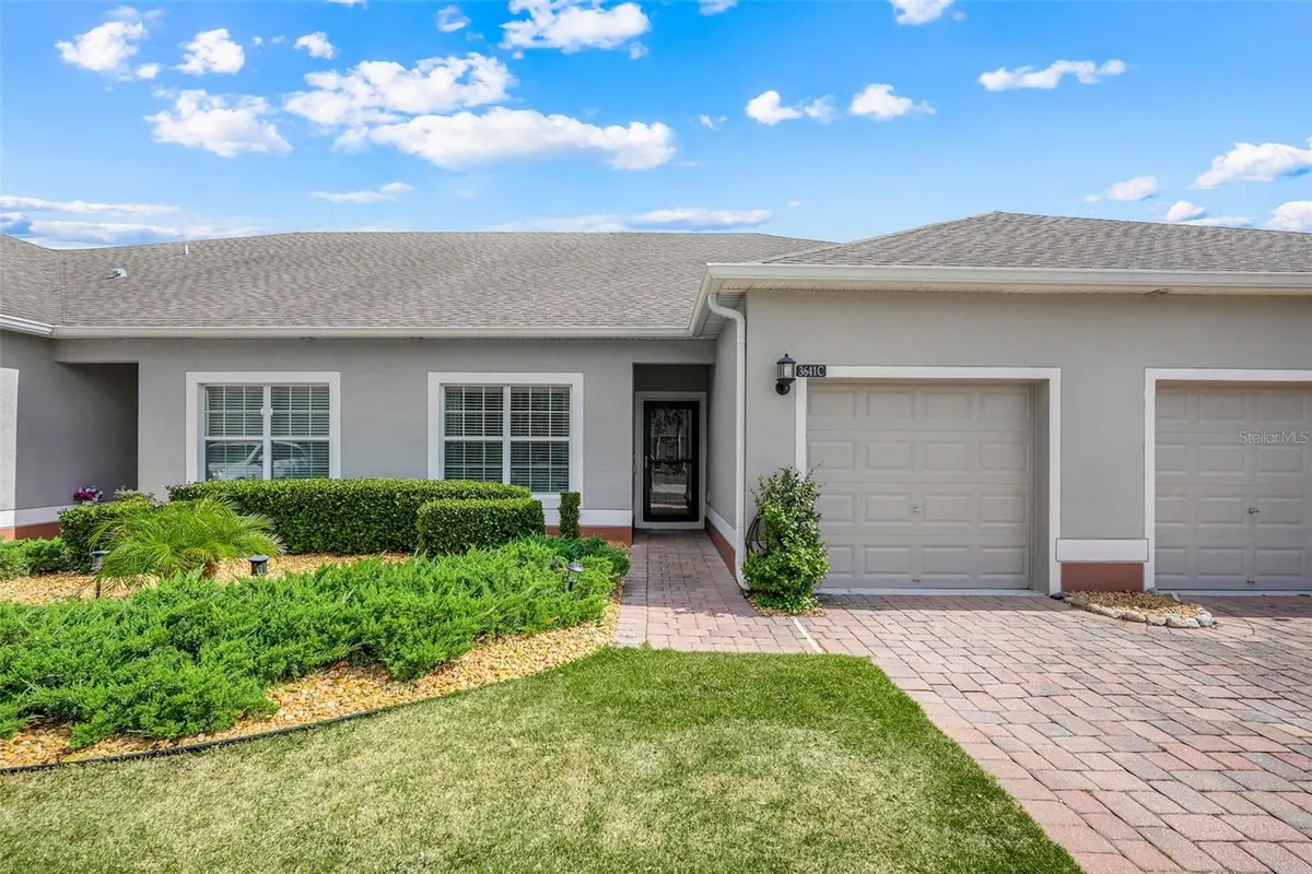 Property Slideshow image 1 of 50 | 3641 solana cir c, Clermont, FL, 34711